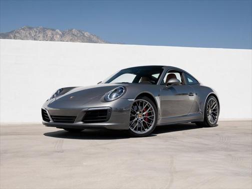 2019 Porsche 911 Carrera 4S