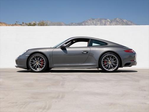 2019 Porsche 911 Carrera 4S