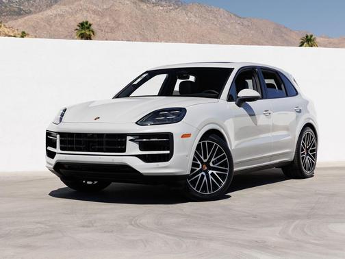 Chalk 2026 Porsche Cayenne Cayenne