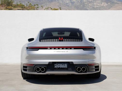 2020 Porsche 911 Carrera S