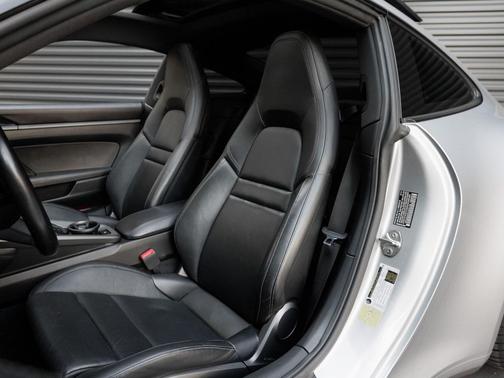 2020 Porsche 911 Carrera S