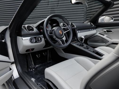 2024 Porsche 718 Boxster S