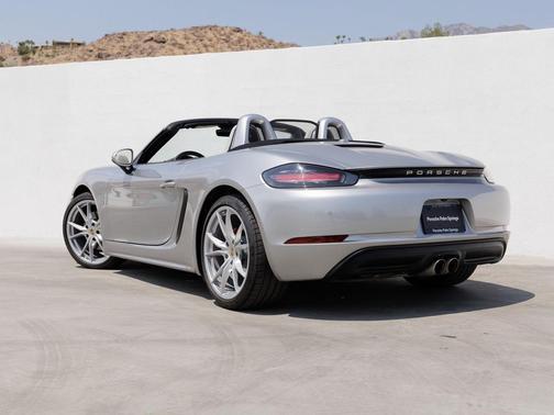 2024 Porsche 718 Boxster S