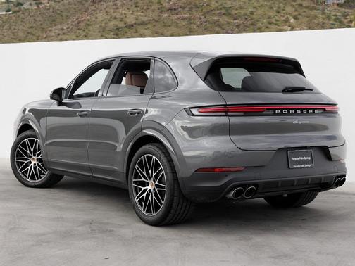 2025 Porsche Cayenne Cayenne