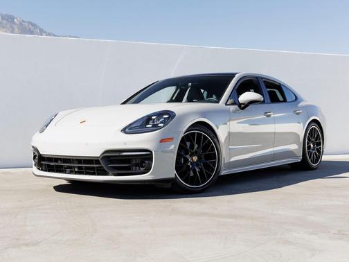2023 Porsche Panamera Platinum Edition