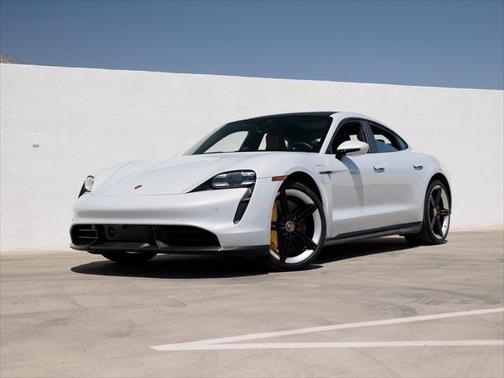 2022 Porsche Taycan Turbo S