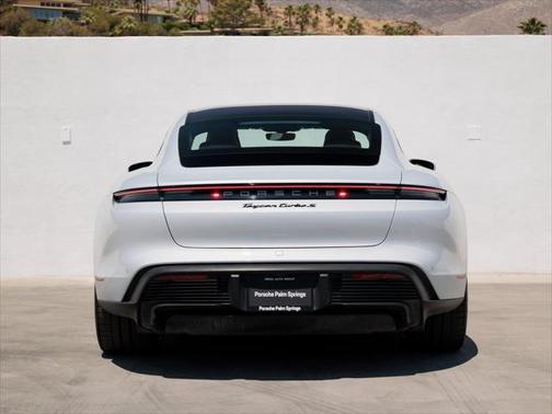 2022 Porsche Taycan Turbo S