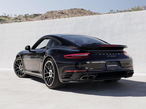 2019 Porsche 911 Turbo