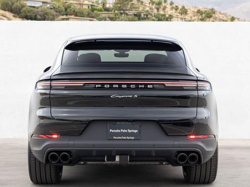 Black Metallic 2026 Porsche Cayenne S
