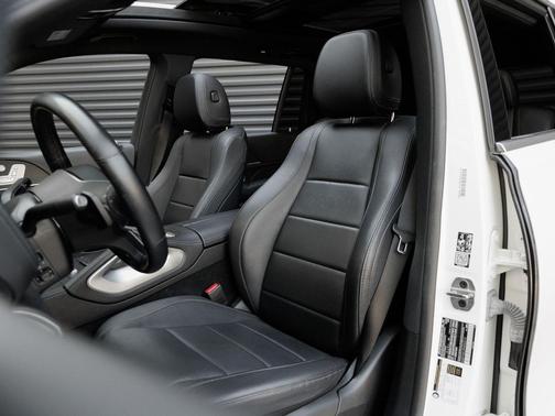2023 Mercedes-Benz GLS 450 4MATIC