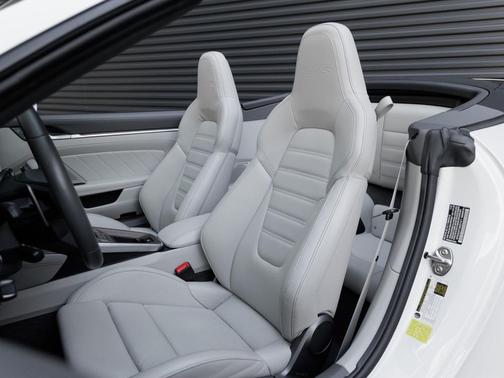 2024 Porsche 911 Turbo S