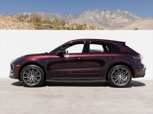 2023 Porsche Macan Base