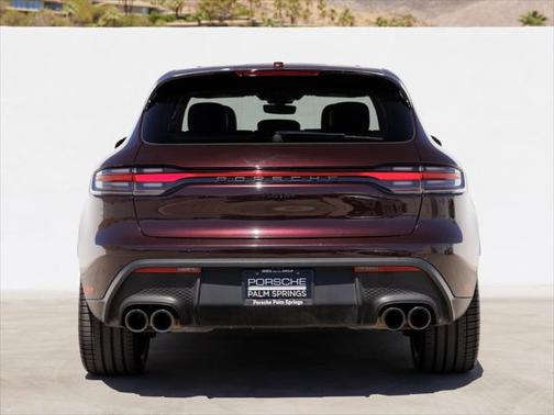 2023 Porsche Macan Base