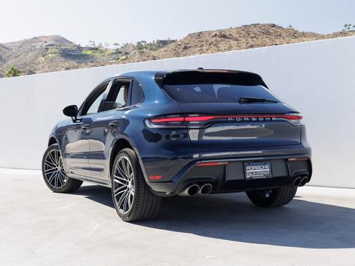 2023 Porsche Macan S