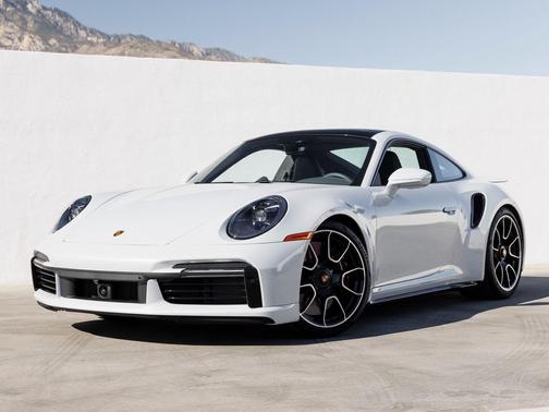 2025 Porsche 911 Turbo S