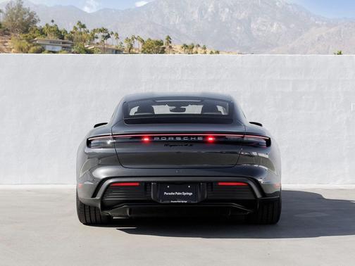 2025 Porsche Taycan 4S