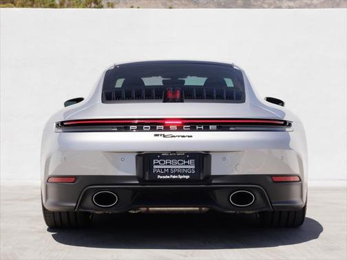 2025 Porsche 911 Carrera