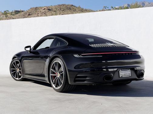 2024 Porsche 911 Carrera S