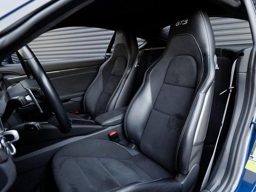 2024 Porsche 718 Cayman GTS 4.0