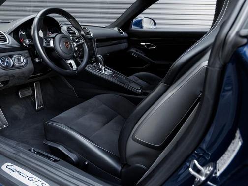 2024 Porsche 718 Cayman GTS 4.0