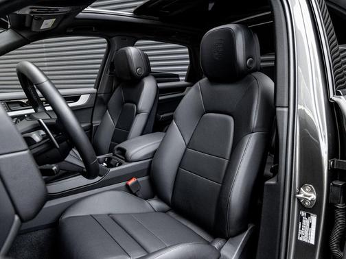 2025 Porsche Cayenne Cayenne