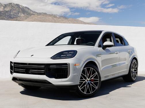 2025 Porsche Cayenne Turbo