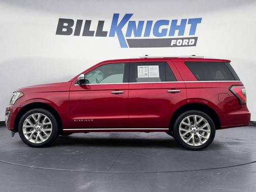 RUBY RED METALLIC TINTED CC 2019 Ford Expedition PLATINUM