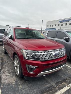 RUBY RED METALLIC TINTED CC 2019 Ford Expedition PLATINUM