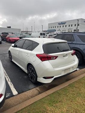 2017 Toyota Corolla iM BASE