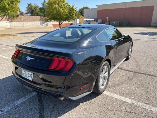 2020 Ford Mustang ECOBOOST