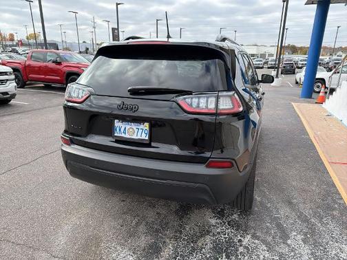 2021 Jeep Cherokee LATITUDE PLUS