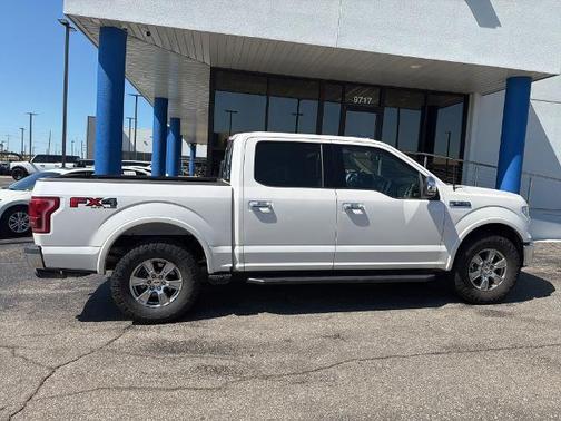 WHITE PLATINUM METALLIC TC 2017 Ford F-150 LARIAT