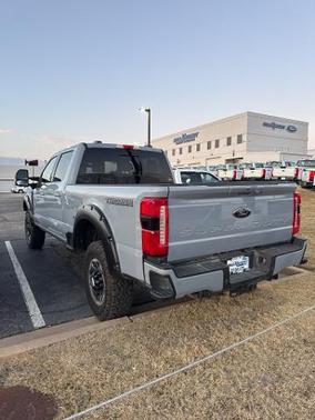 2024 Ford F-350 LARIAT SUPER DUTY