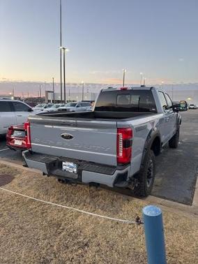 2024 Ford F-350 LARIAT SUPER DUTY