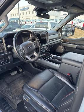 2024 Ford F-350 LARIAT SUPER DUTY