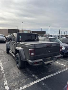 2022 Jeep Gladiator SPORT