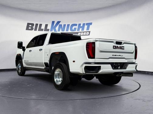 Summit White 2024 GMC Sierra 1500 DENALI