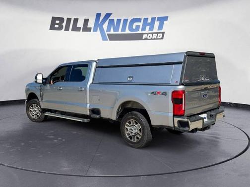 2024 Ford F-350 LARIAT SUPER DUTY