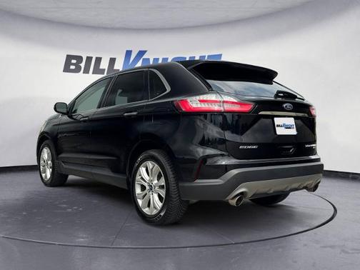 AGATE BLACK METALLIC 2019 Ford Edge TITANIUM