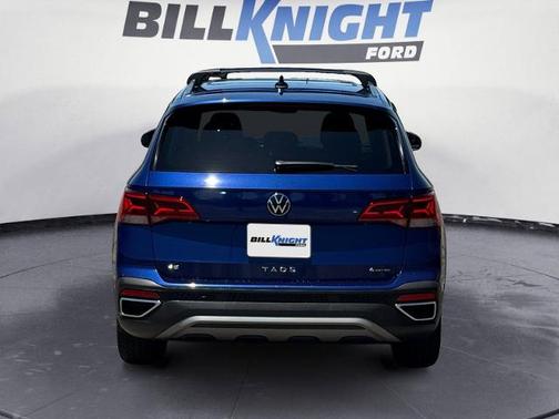 Blue Dusk 2023 Volkswagen Taos 1.5T SE