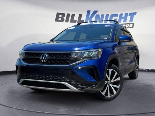 Blue Dusk 2023 Volkswagen Taos 1.5T SE