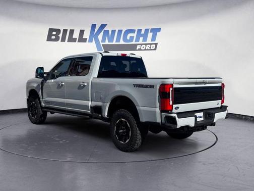 2025 Ford F-250 PLATINUM