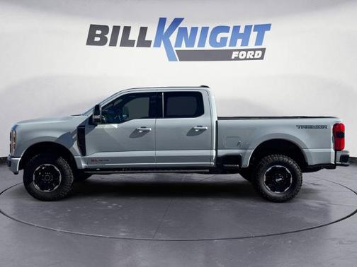 2025 Ford F-250 PLATINUM
