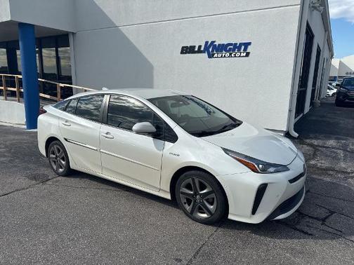 2019 Toyota Prius XLE
