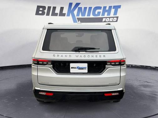 2022 Jeep Grand Wagoneer SERIES III