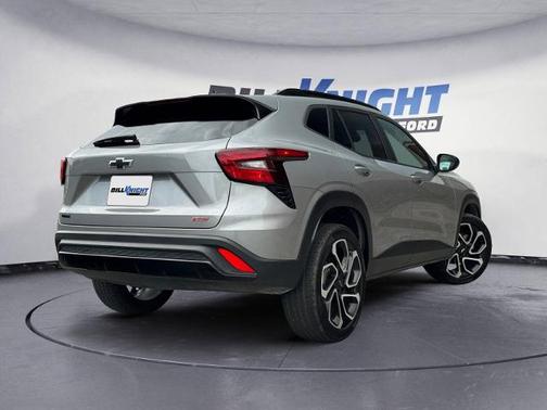 Sterling Gray Metallic 2025 Chevrolet Trax 2RS