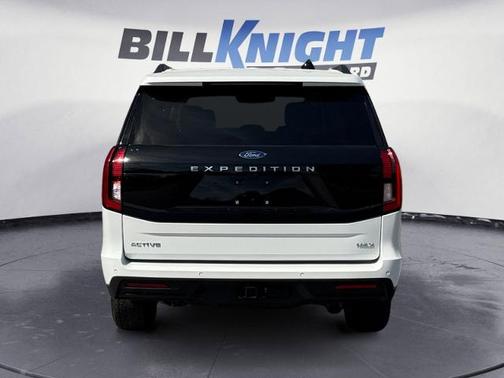 OXFORD WHITE 2025 Ford Expedition ACTIVE