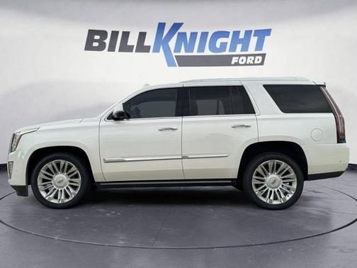 Crystal White Tri-Coat 2018 Cadillac Escalade PLATINUM