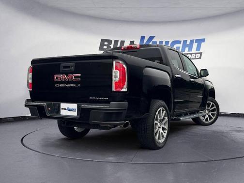 Onyx Black 2022 GMC Canyon DENALI