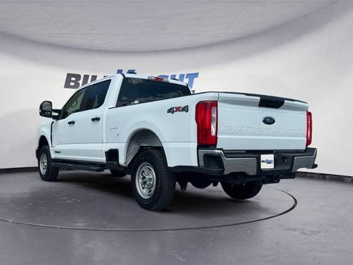 OXFORD WHITE 2024 Ford F-250 XL